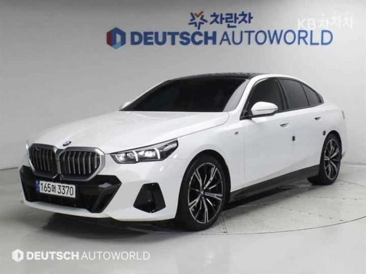 BMW 5er 530i xDrive M 스포츠 — foto 1