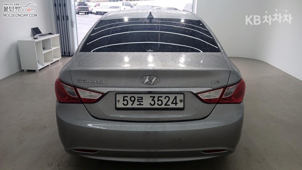 Hyundai Sonata — miniaturë 4
