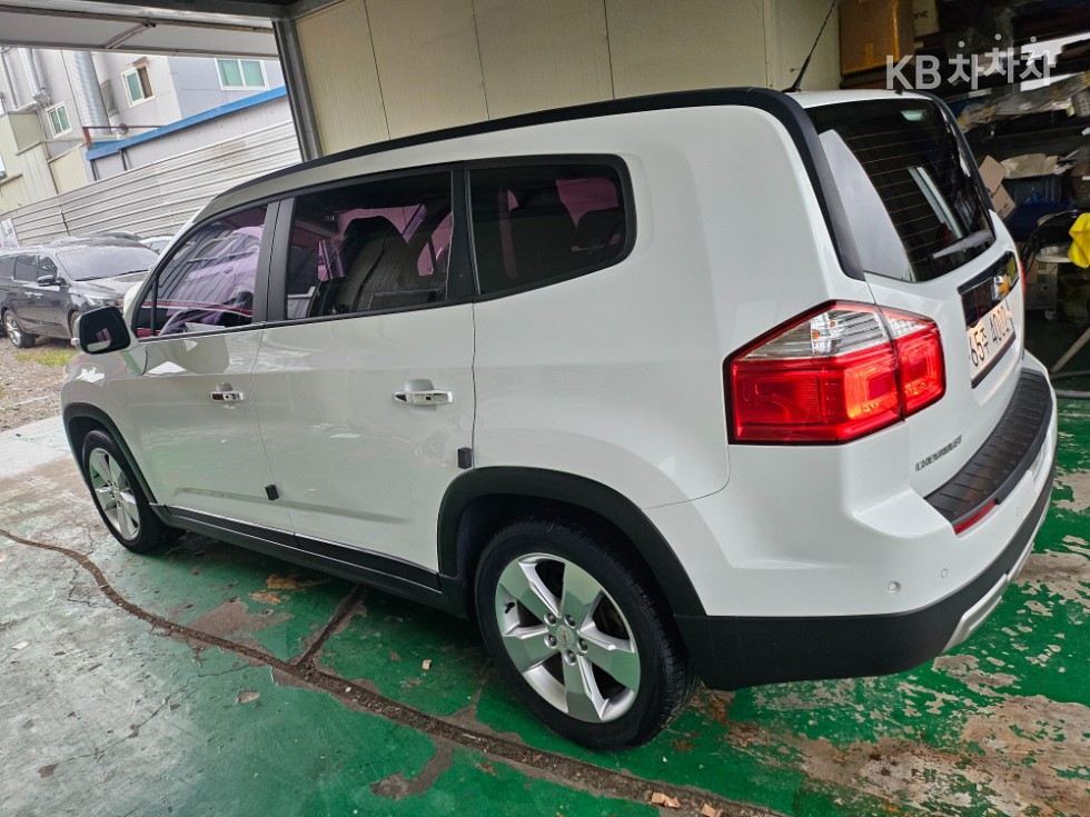 Chevrolet Orlando — miniaturë 4