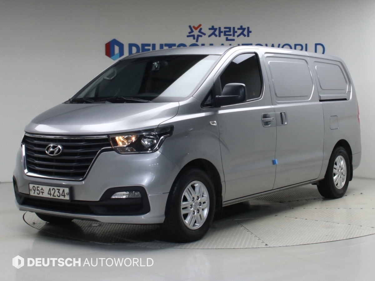 Hyundai Grand Starex
