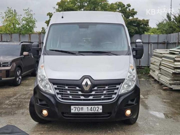 Renault Master 15  seats  basic — foto 1