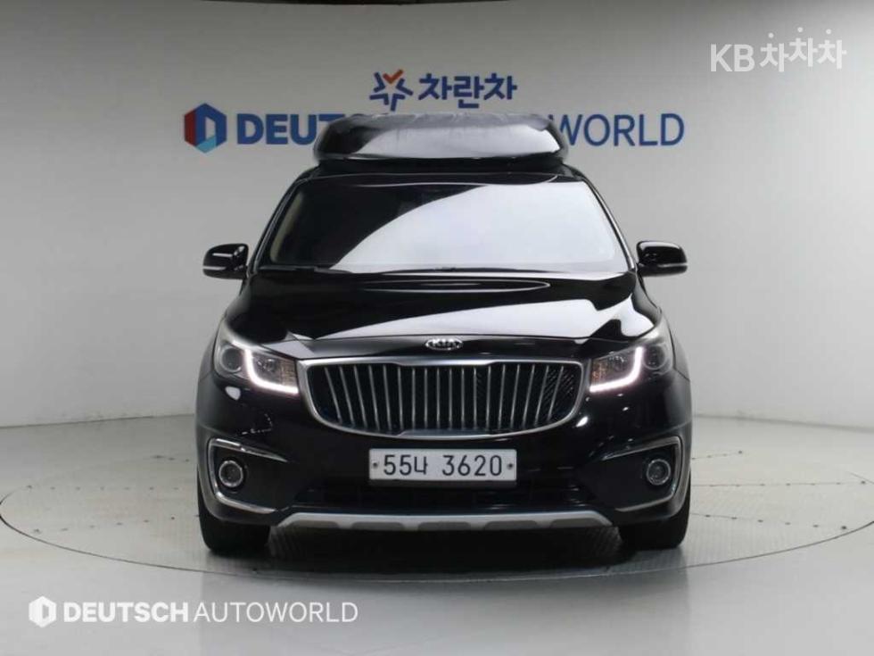 Kia Carnival — miniaturë 3