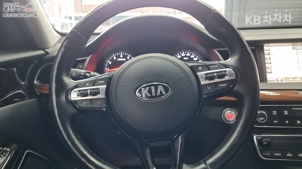 Kia K7 — miniaturë 11