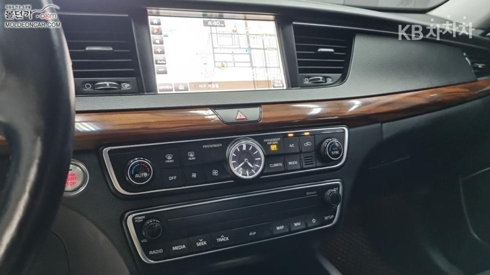Kia K7 — miniaturë 12