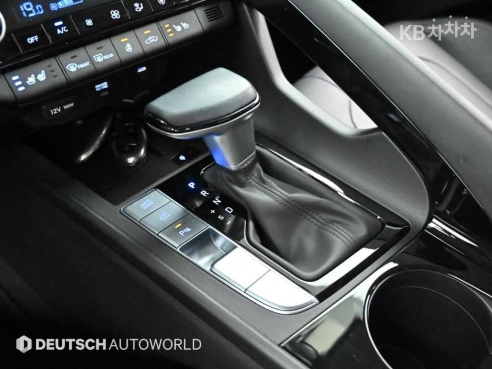 Hyundai Avante — miniaturë 9
