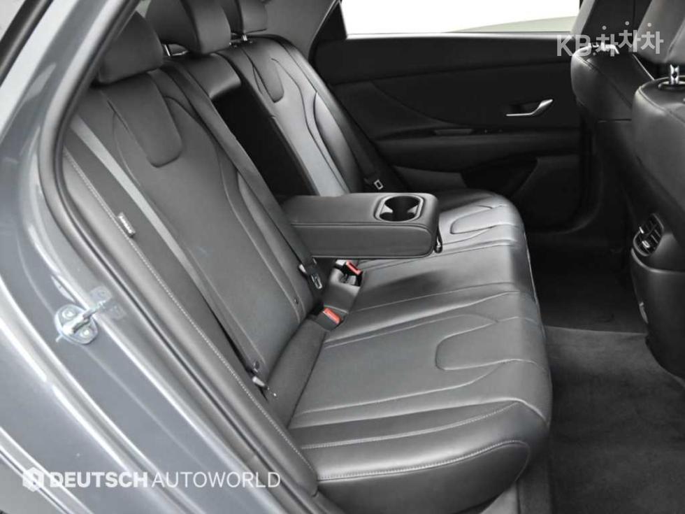 Hyundai Avante — miniaturë 12