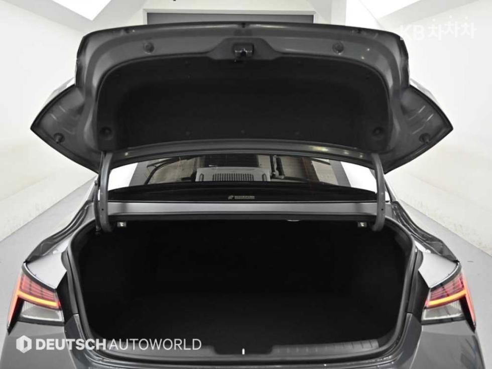 Hyundai Avante — miniaturë 19