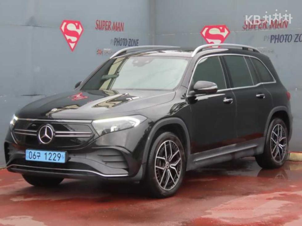 벤츠 EQB 2023년식 벤츠 EQB (X243) EQB 300 4Matic AMG Line