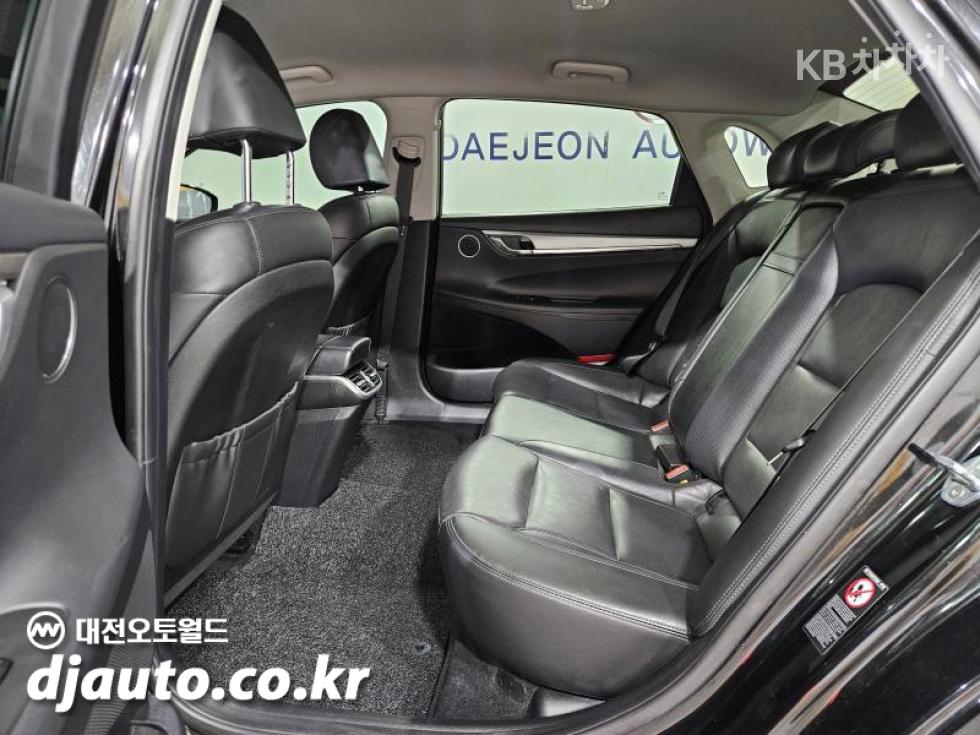 Hyundai Grandeur — miniaturë 9