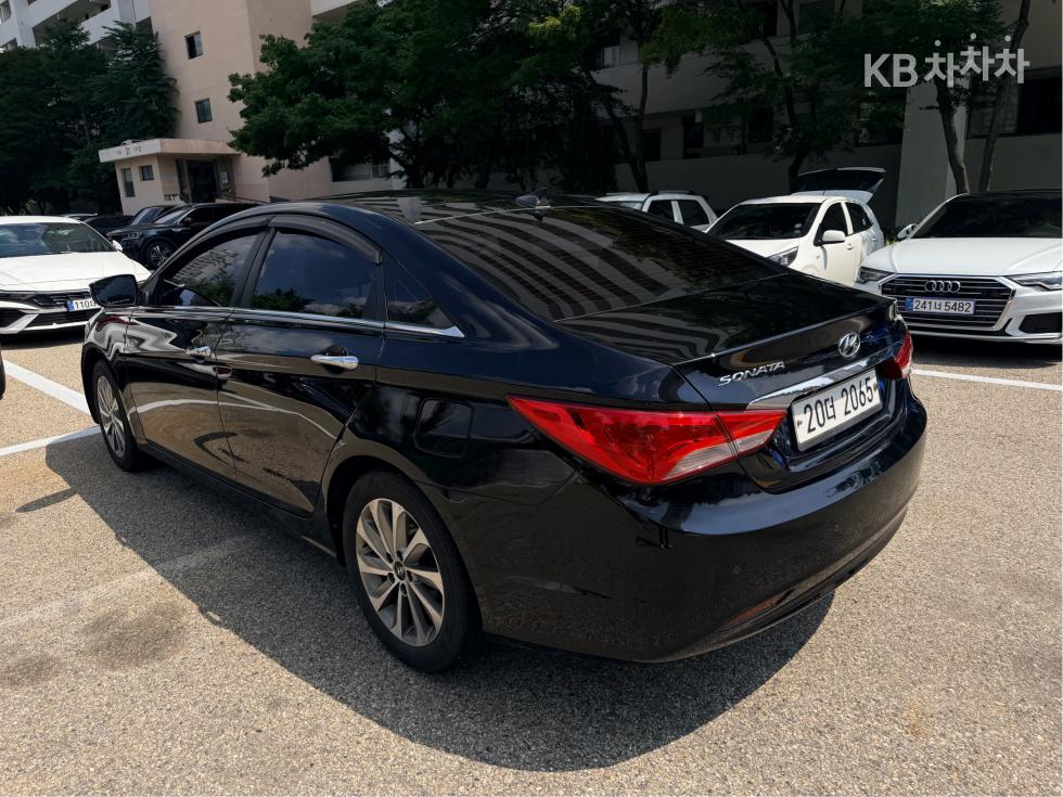 Hyundai Sonata — miniaturë 4