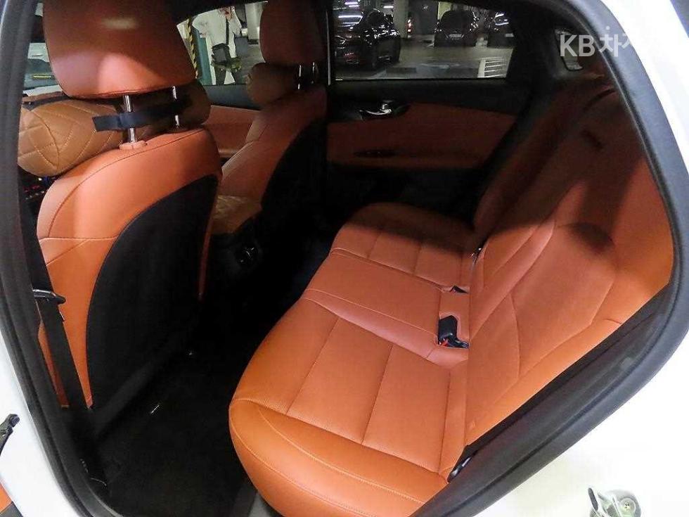Kia K3 — miniaturë 7
