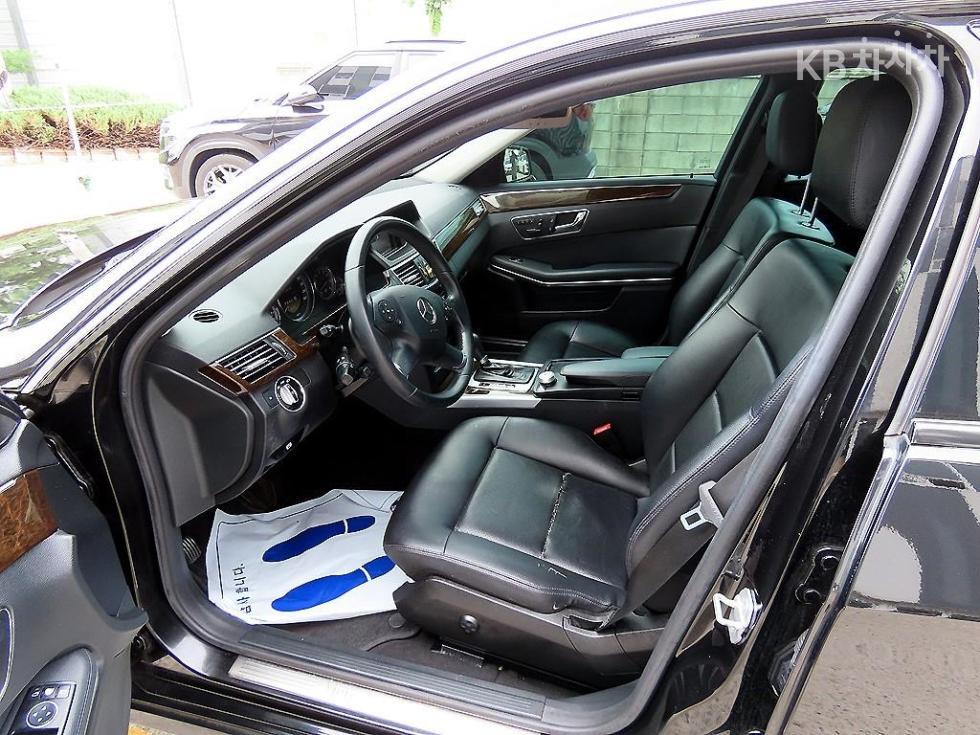 Mercedes-Benz E-klasse — miniaturë 5
