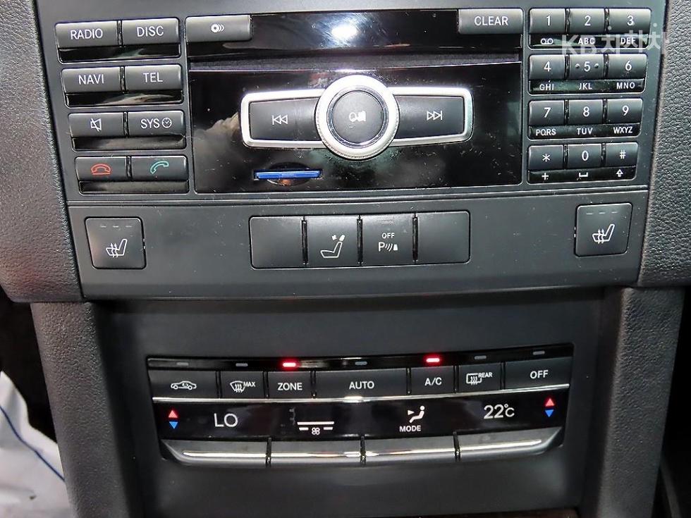 Mercedes-Benz E-klasse — miniaturë 12