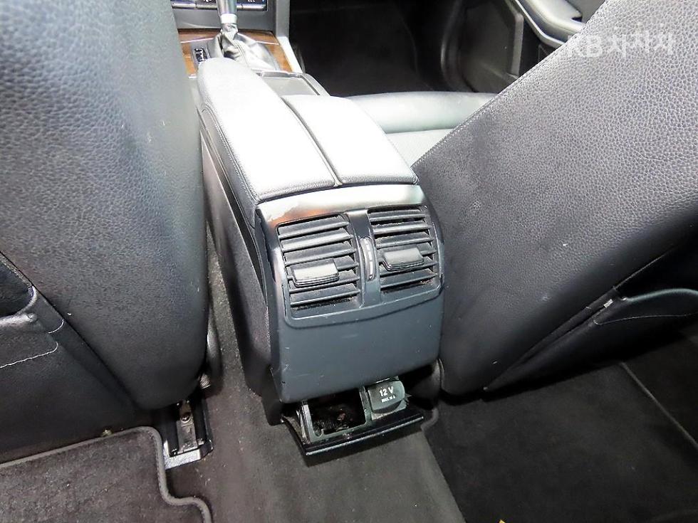 Mercedes-Benz E-klasse — miniaturë 17