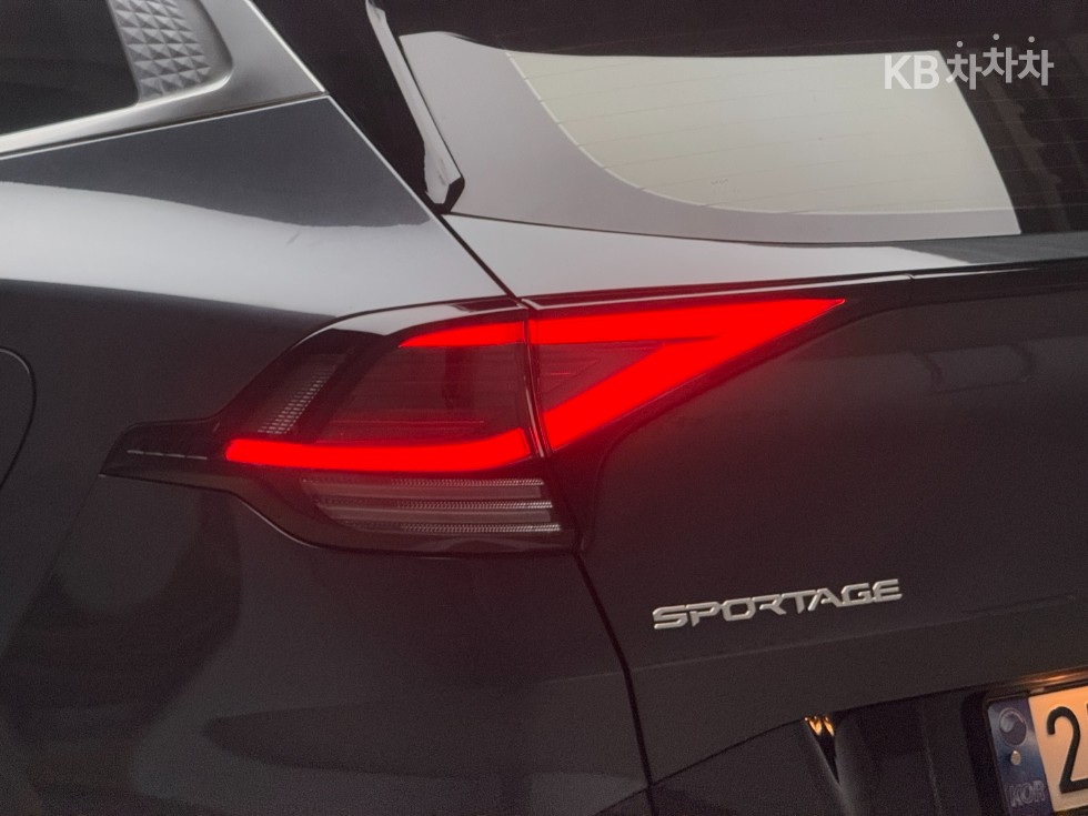 Kia Sportage — miniaturë 6