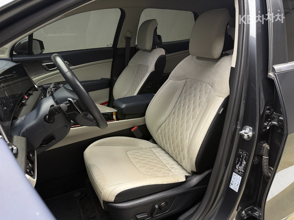 Kia Sportage — miniaturë 9
