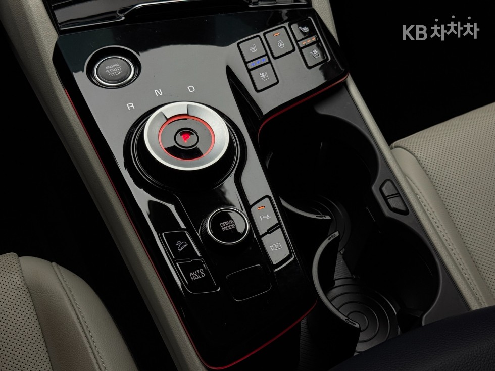Kia Sportage — miniaturë 17