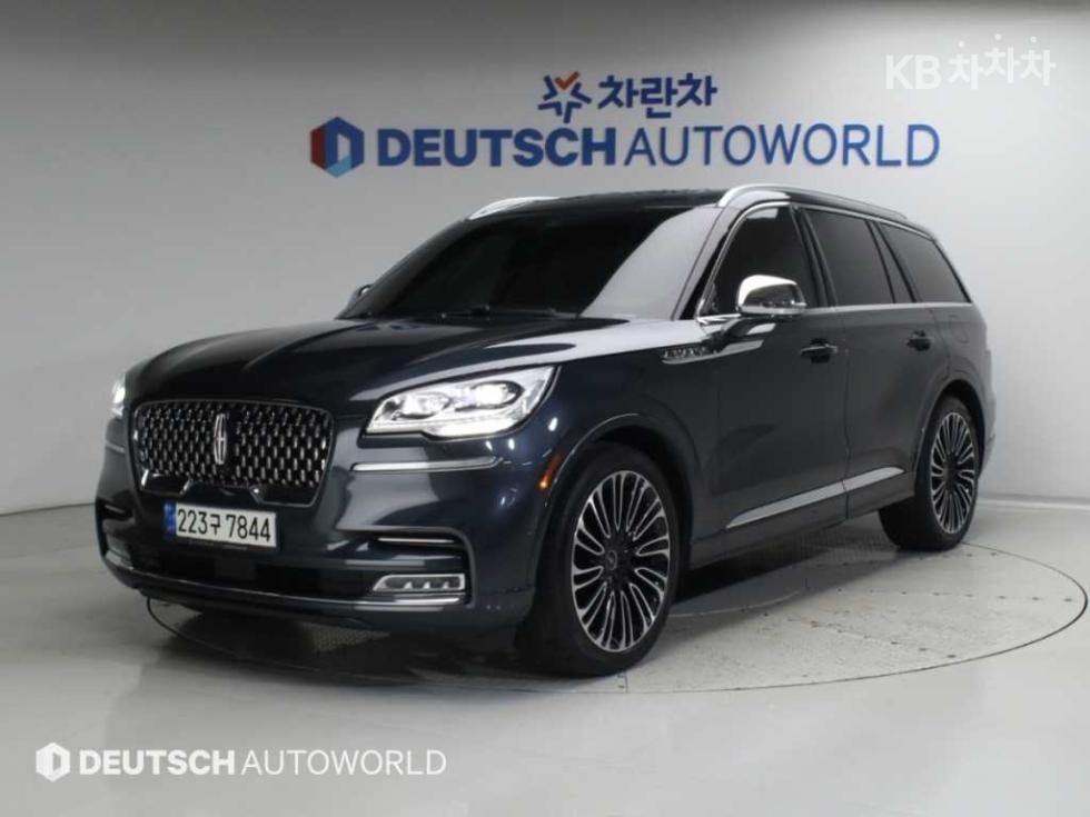 Lincoln Aviator