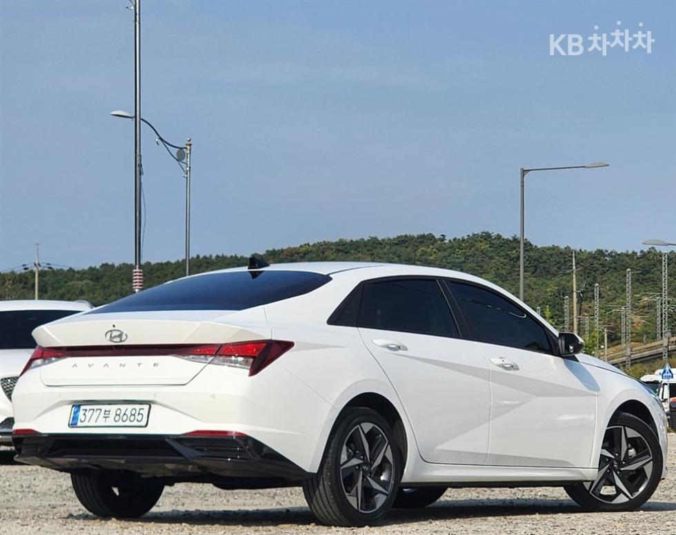 Hyundai Avante Smart — фото 2