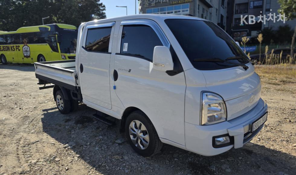 Hyundai Premium — фото 4