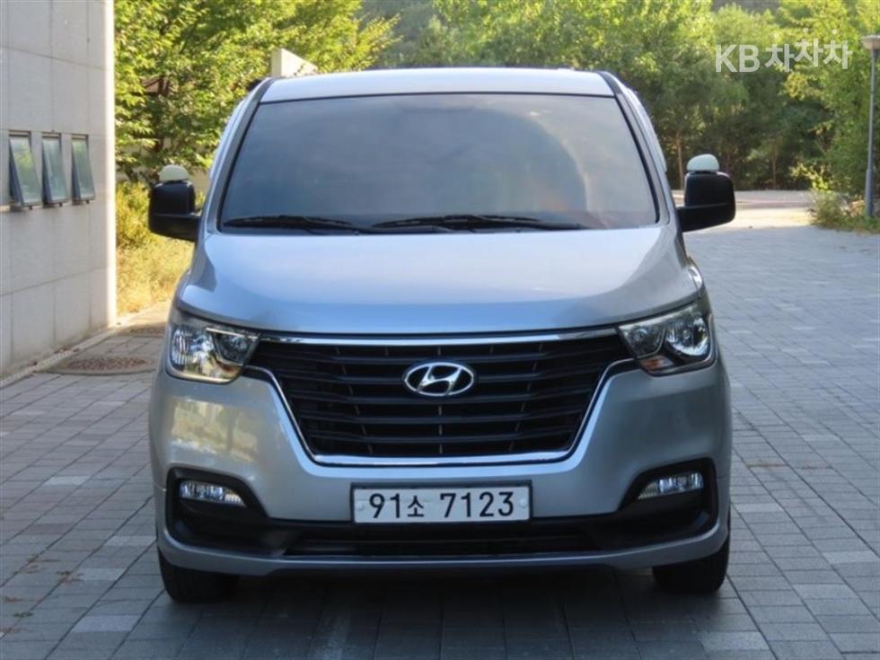 Hyundai Starex Smart — фото 1