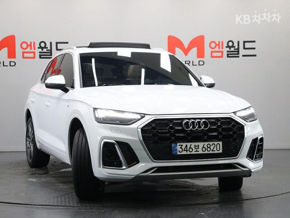 Audi Q5 Premium — фото 2