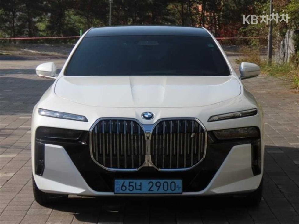 BMW i7 2023년식 BMW i7 xDrive 60 M Sport Executive